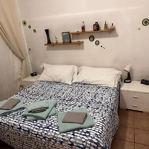 https://casa-gemelli-rome.it-romehotels.com